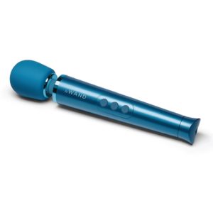 Le Wand Petite Massager Rechargeable Wand Massager Blue LW 007BLU 4890808222072 Angle Detail