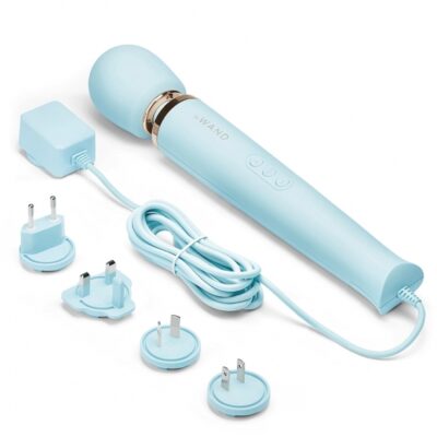 Le Wand Plug In Wand Massager Blue LW 020SKY 4890808227725 International Cable Detail